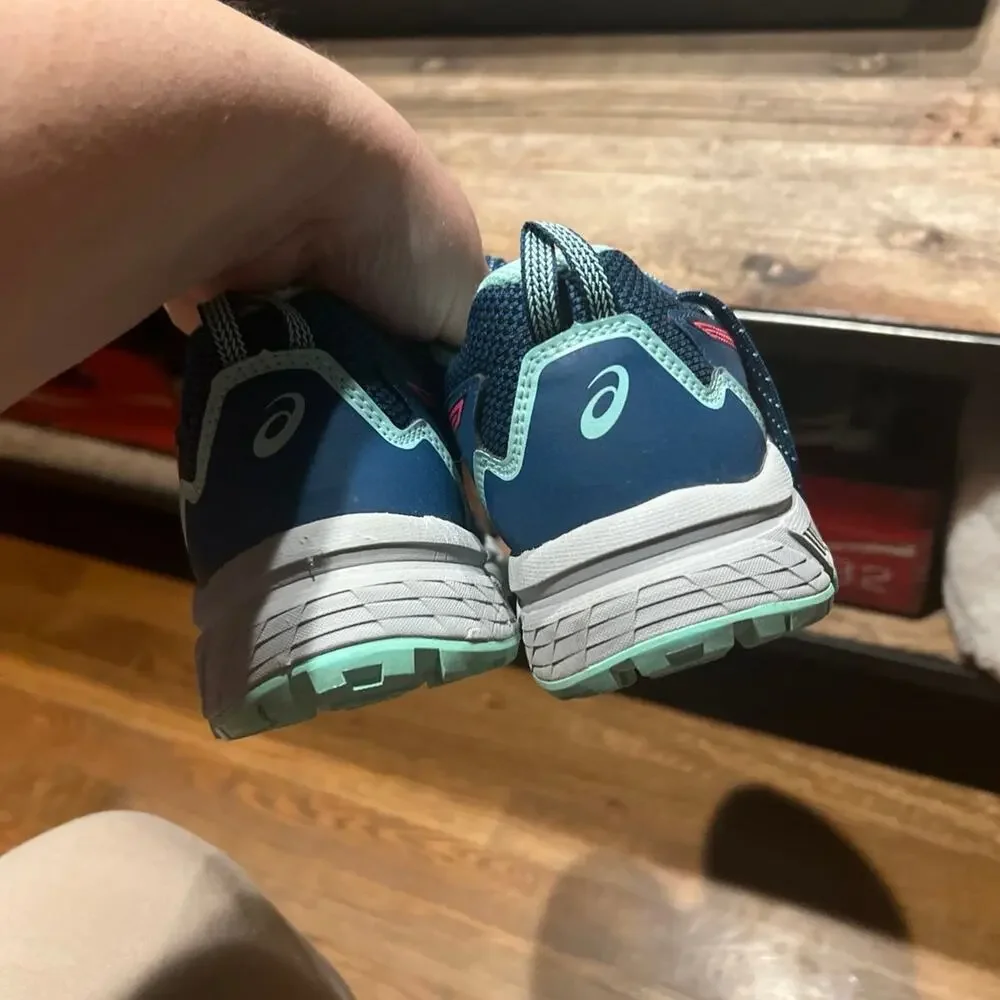 Asics smoke pet